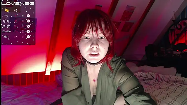 RubyLynxx online show from November 30, 2:30 pm