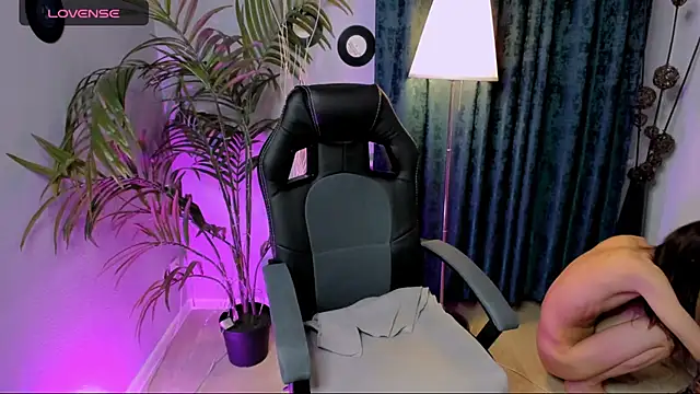 Will Will  online show from October 25, 7:03 am