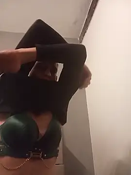 sextyna28 online show from February 11, 10:39 pm