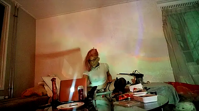 CharlotteVixxens online show from February 11, 12:28 am