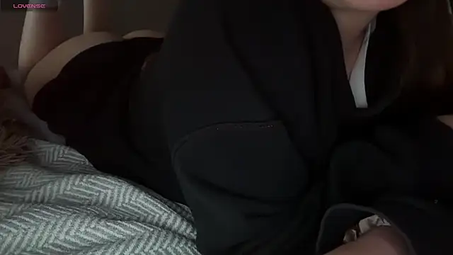 Anisawithlove online show from February 4, 10:42 am