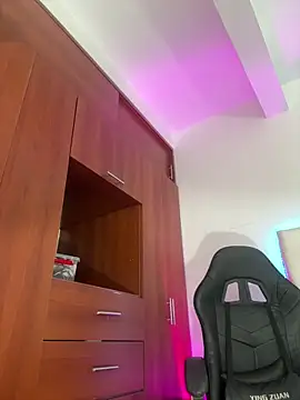 ivannapretyts online show from September 12, 4:12 pm