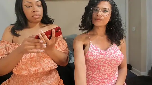 Latinaebony69 online show from March 21, 11:33 am