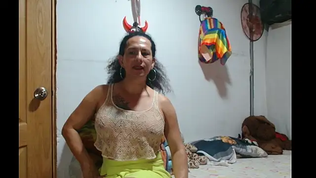 abbycrespa online show from March 18, 3:35 pm