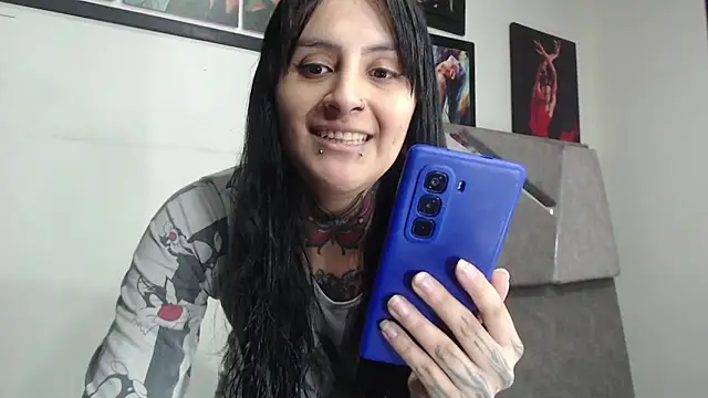 emma onassis 17 online show from December 5, 1:43 am