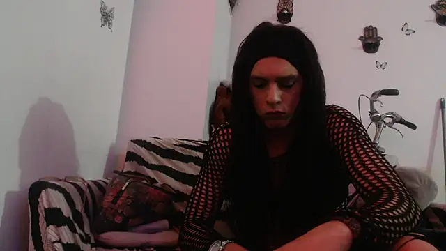 NeverTooMuch95 online show from March 1, 5:24 am