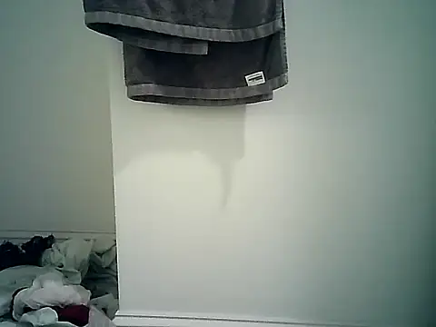 CaramelDipper online show from January 1, 4:39 am