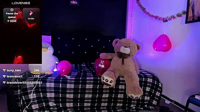 rosedewitt online show from February 14, 10:59 am