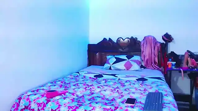 Candy-love87 online show from February 27, 2:43 pm