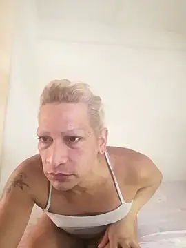 Candy-love87 online show from April 8, 11:22 am