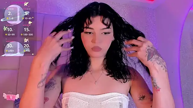 Summer walkerr online show from January 5, 12:31 pm