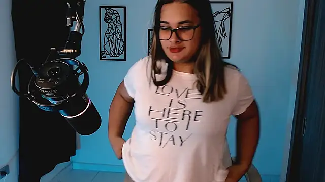 Snapshot of Kathee_zep chatting on October 31, 6:45 am Kathee zep online show from October 31, 6:45 am