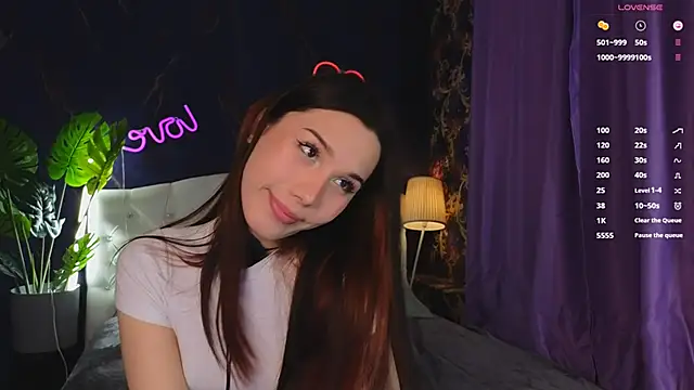 Kaia Sunshine Mia online show from February 28, 4:20 pm