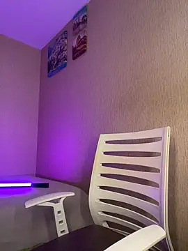 DanArant online show from April 8, 5:14 pm