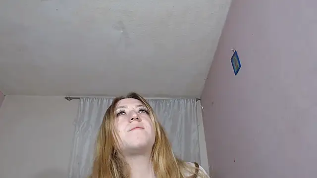 hazisabel online show from June 19, 2:38 am