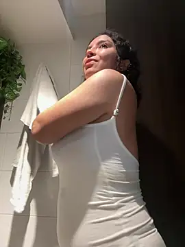 Nathcurly  online show from February 6, 2:50 am