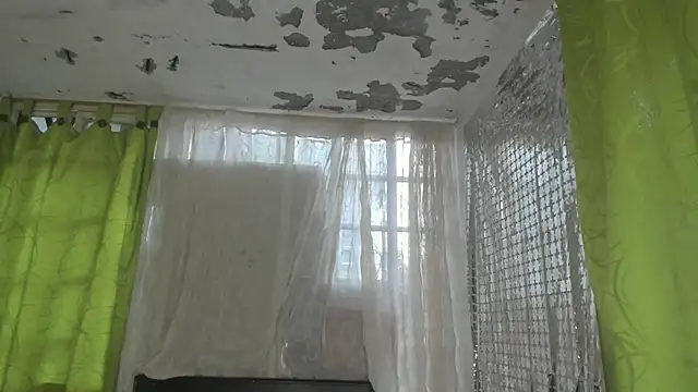 Snapshot of Megan_Miles02 chatting on January 16, 11:06 pm Megan Miles02 online show from January 16, 11:06 pm