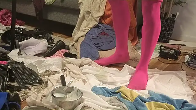 tanjacd online show from October 19, 3:59 pm