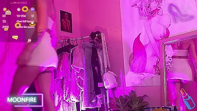 moonfiredancer online show from September 29, 4:12 am