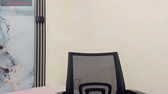 Rubi 30 online show from November 30, 3:14 pm