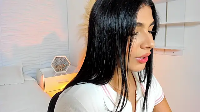 IsabelleFoxx  online show from March 26, 9:51 pm