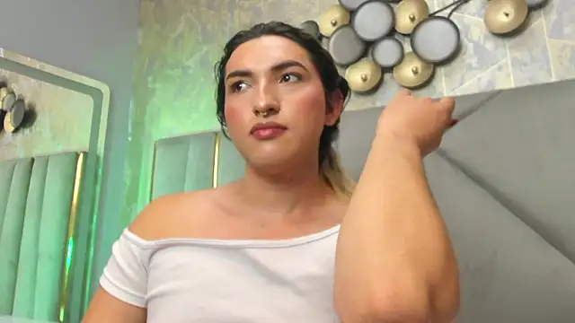 TomLondon  online show from February 6, 6:57 pm