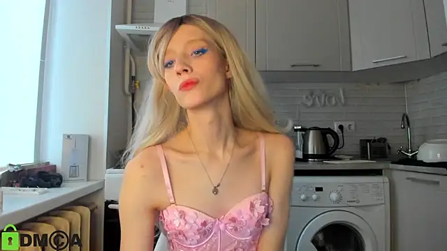  Alice Kitty online show from March 6, 12:05 pm