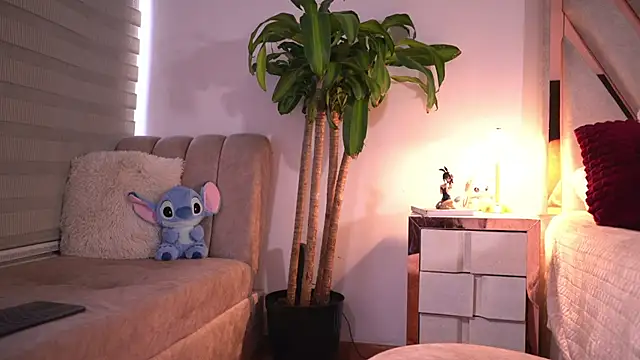  Andyy   online show from March 23, 3:39 pm