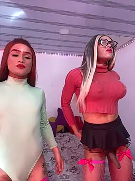 Snapshot of big_girl21cm chatting on September 17, 1:16 pm big girl21cm online show from September 17, 1:16 pm