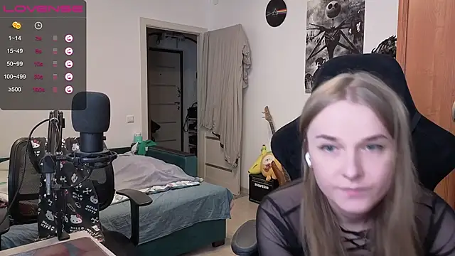 Snapshot of stellablondy chatting on September 16, 2:54 pm stellablondy online show from September 16, 2:54 pm