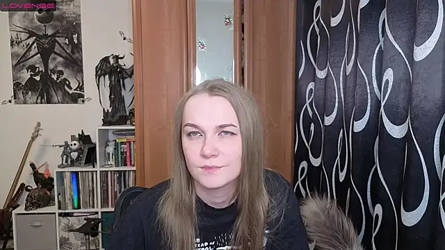 stellablondy online show from May 8, 5:31 pm