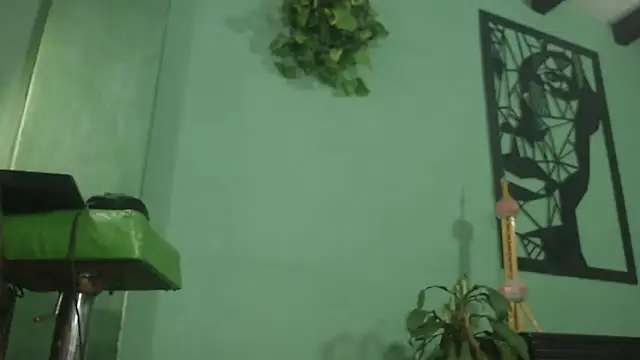 thirstymoonxx online show from November 14, 4:31 am