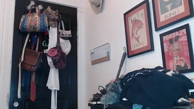 fern4ever online show from November 19, 11:38 pm