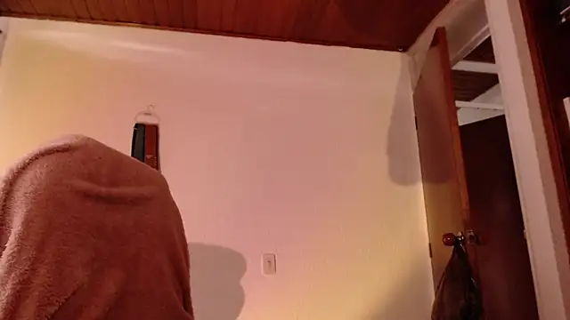 emily pearl  online show from October 24, 8:36 pm