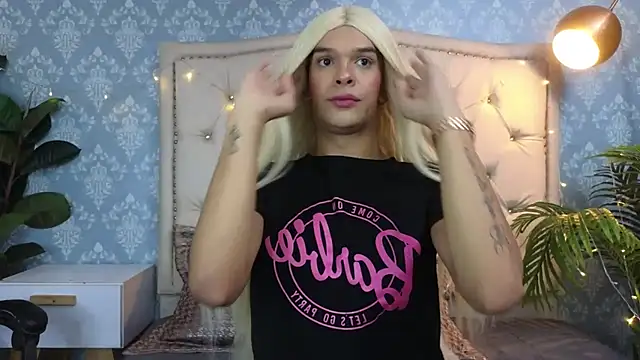 Shantal Joness online show from February 27, 9:32 pm