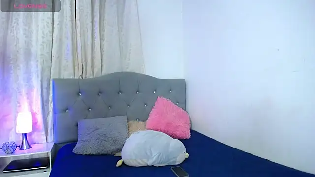 AnnyMichelle  online show from September 26, 1:13 am