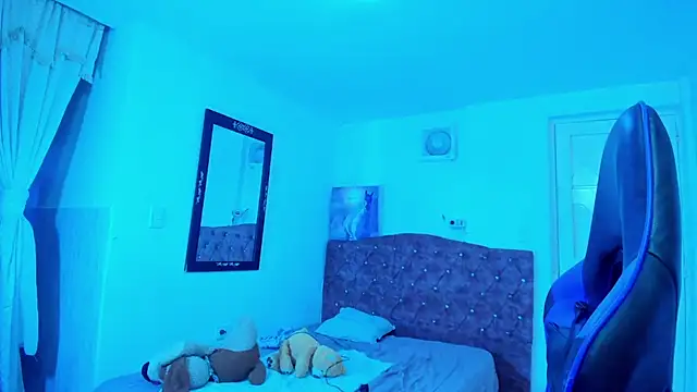 Margoth Montilla online show from October 29, 5:27 am