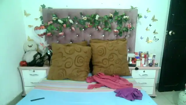 ValeriaTsx online show from September 25, 6:37 pm