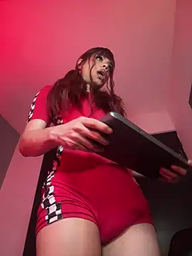 LucyGiraldo online show from April 21, 8:26 pm