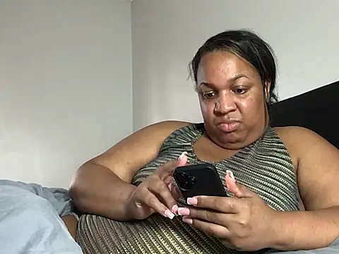 Badgirlbrittt online show from May 20, 9:43 pm