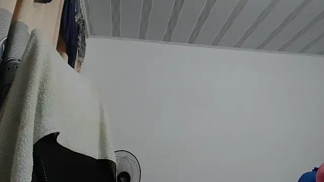 sweet cutetras22 online show from September 30, 10:15 am