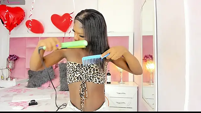 DaphneLloyd online show from February 13, 7:52 pm