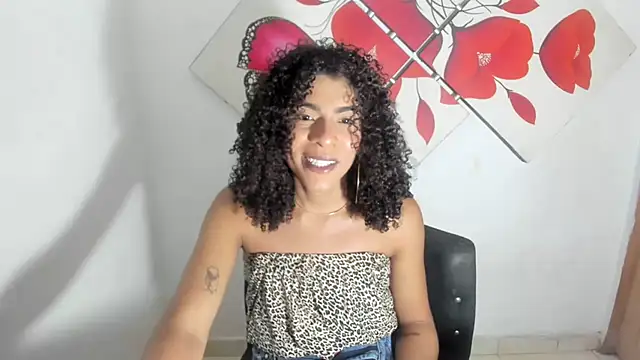 naomiwildburn online show from April 2, 7:34 pm