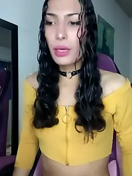 Lanna hott  online show from April 24, 6:55 pm