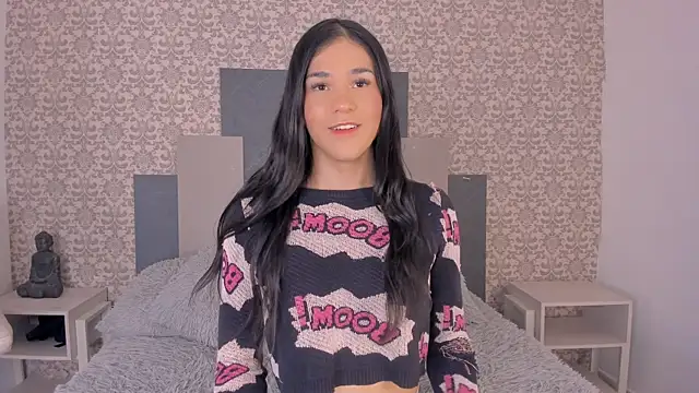 Isa Little Star online show from October 23, 1:48 pm