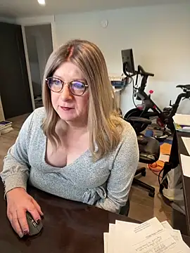 BookBabe27 online show from January 8, 4:33 pm