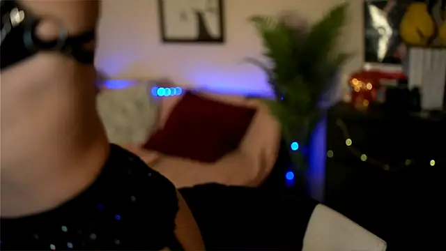 Bellis Perenis online show from December 20, 7:53 pm