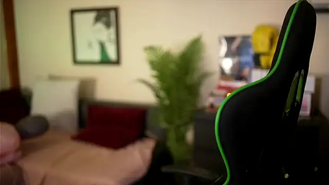 Bellis Perenis online show from April 6, 3:56 pm