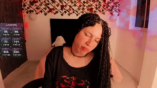 Snapshot of Lilith_Miller21 chatting on October 12, 7:38 pm Lilith Miller21 online show from October 12, 7:38 pm