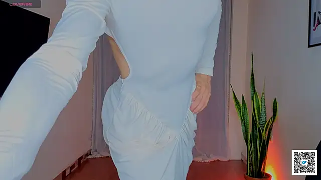 Goddivaa online show from February 9, 4:30 am